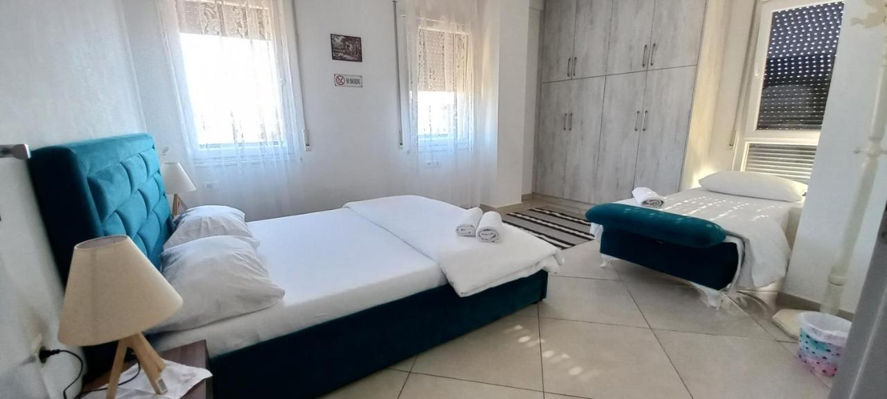 Guesthouse Bela Tirana Exteriör bild
